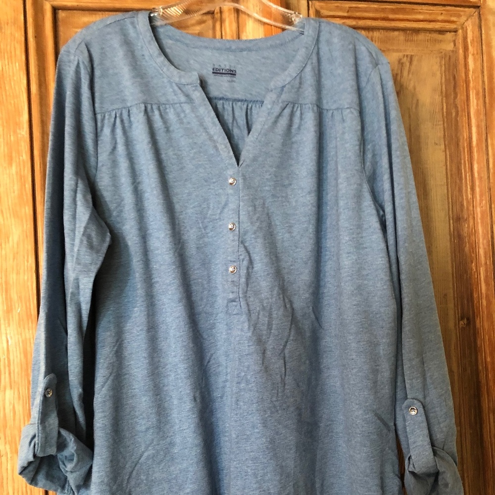 Soft and Comfy (and Brand New!) Pullover Blouse